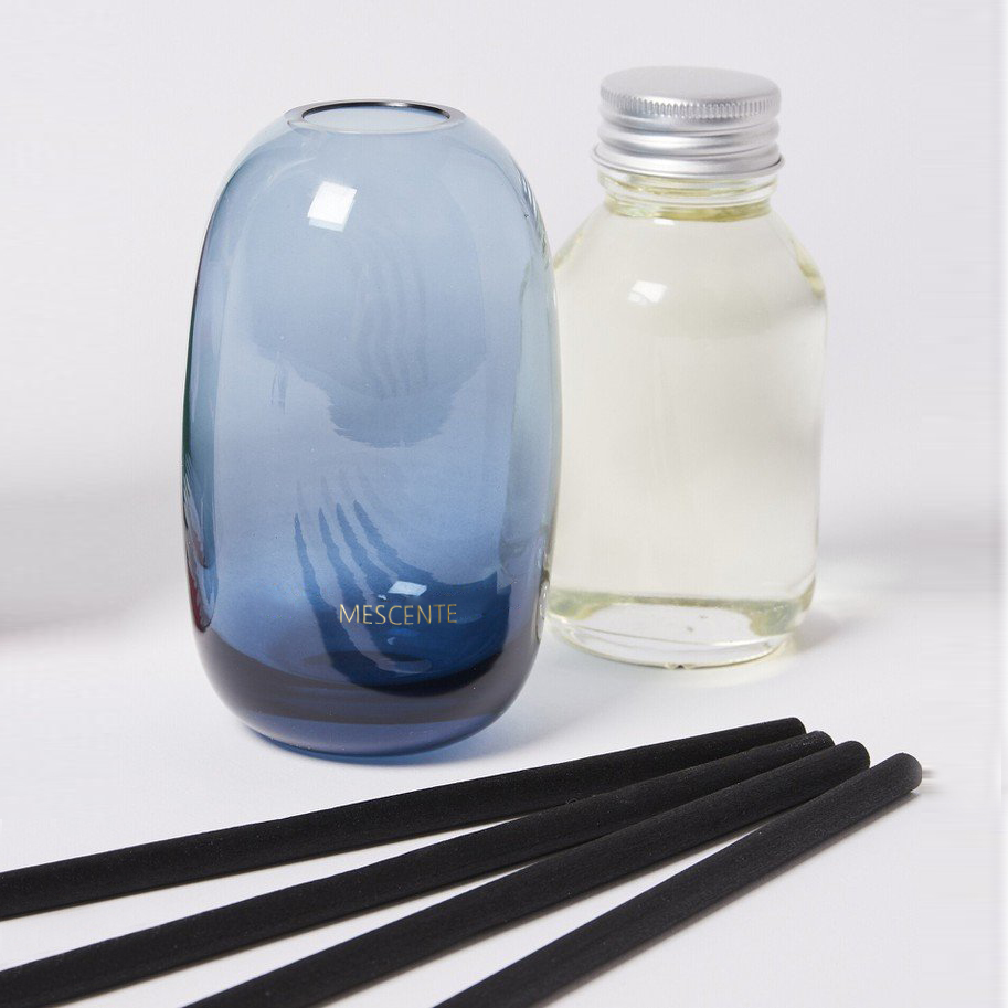 Luxus 100 ml 200 ml 500 ml gyémánt kerek palackok Loris Sola Flowers borostyán kristály Eyfel parfüm nád diffúzor olaj