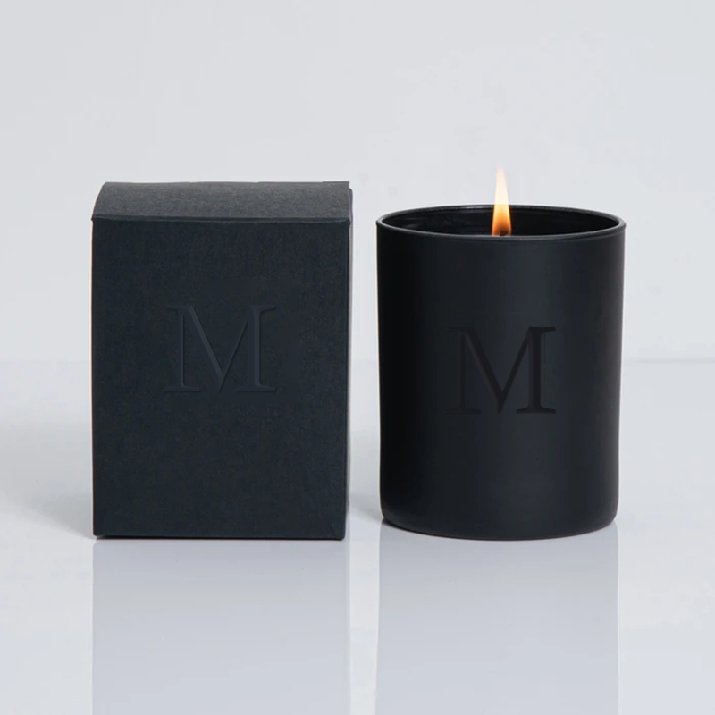 M&Scent nagykereskedelmi luxus fekete egyedi üvegek esküvői dekoratív illatos szójagyertyák kristályokkal