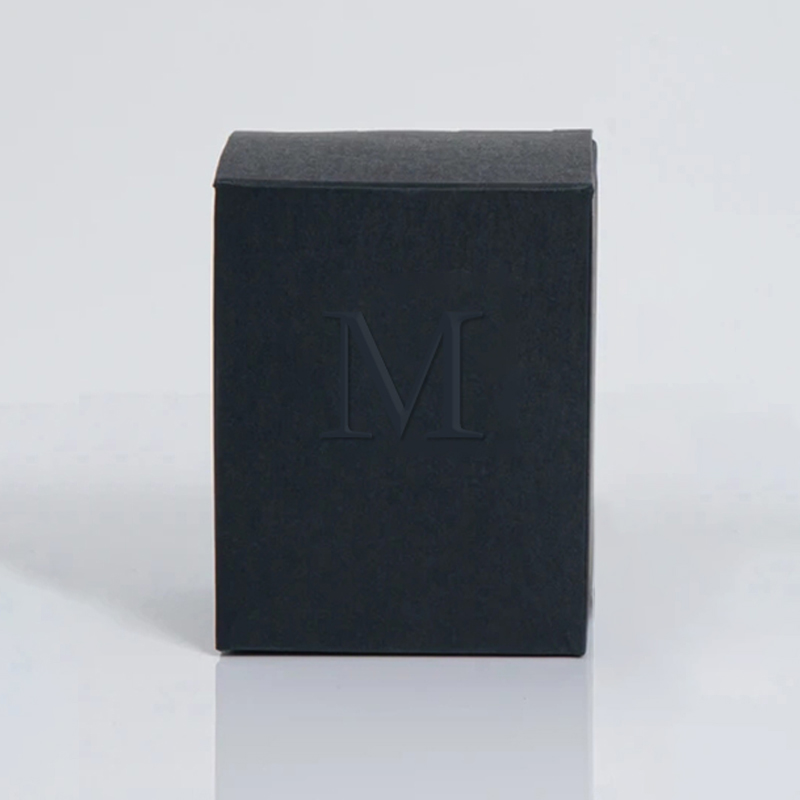 M&Scent nagykereskedelmi luxus fekete egyedi üvegek esküvői dekoratív illatos szójagyertyák kristályokkal
