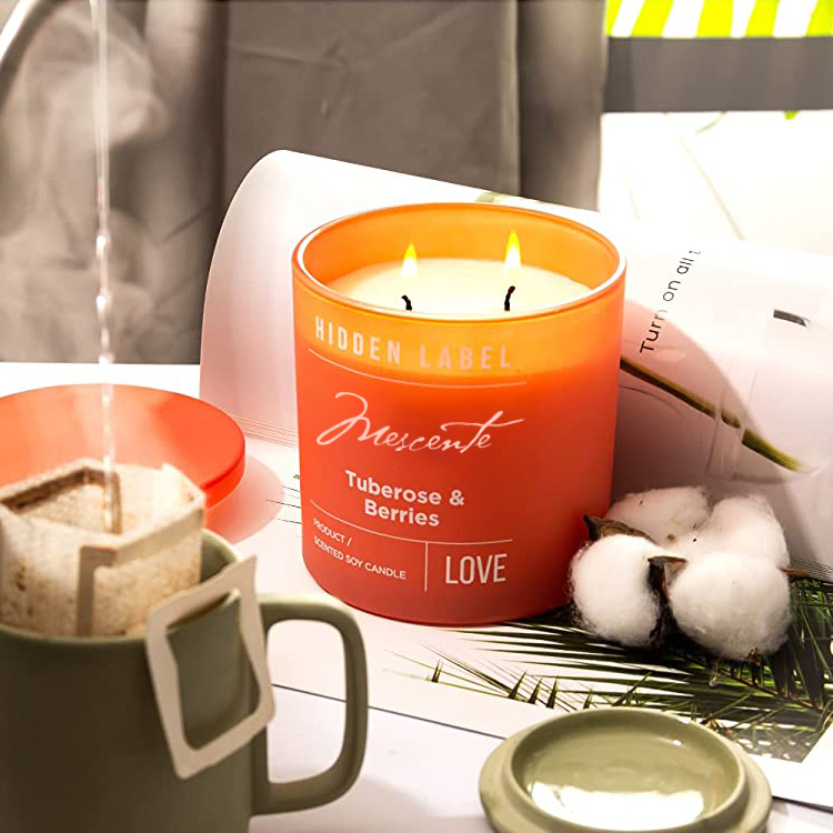 M&Scent nagykereskedelmi luxus privát márkás fekete tégelyes illatos szójaviasz gyertyák kristályokkal