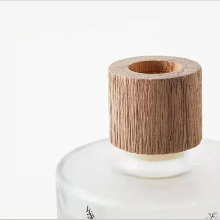 M&Scent nagykereskedelmi luxus egyedi dekoratív borostyán üveg No Fire egyedi átlátszó virág aroma nád diffuzor