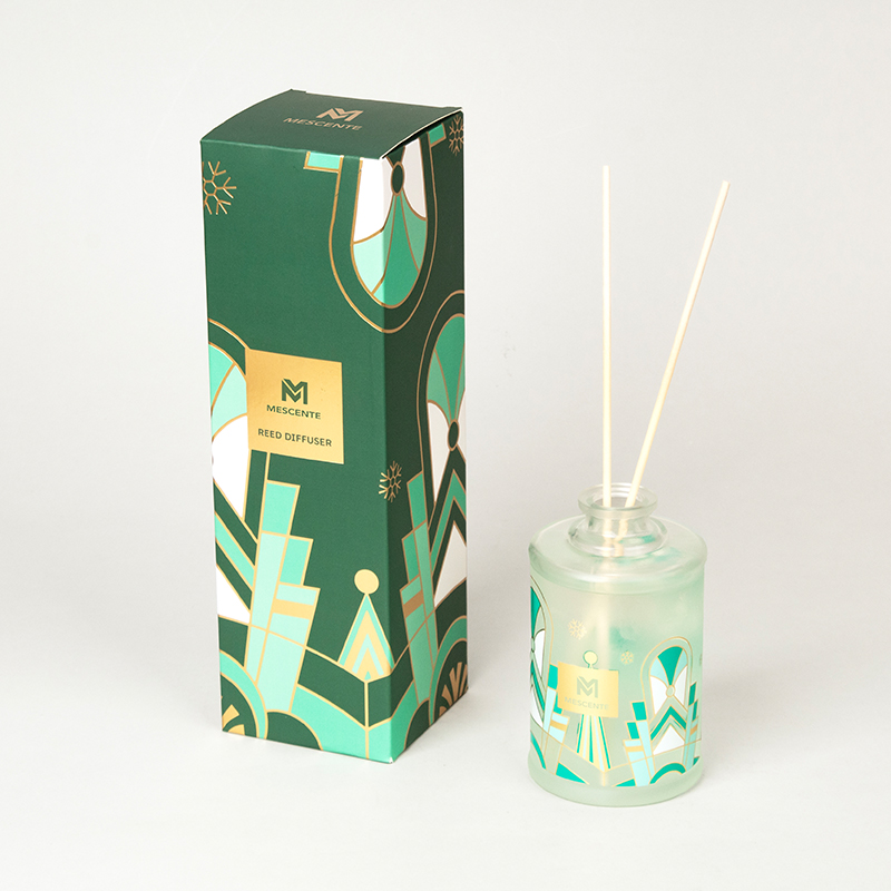 How Quality Materials Improve the Performance of Scent Reed Diffusers