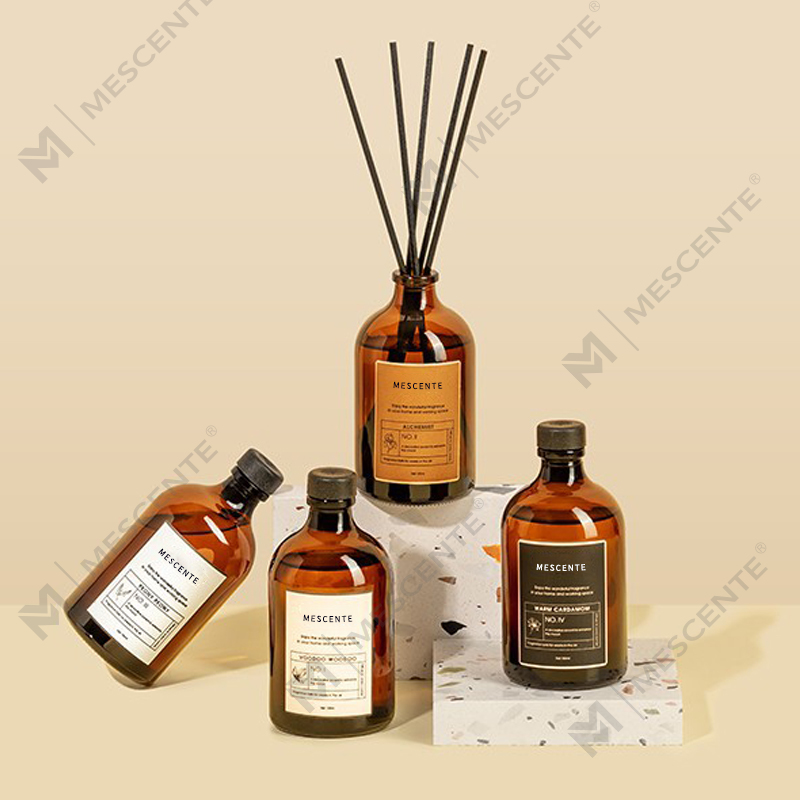 Nagy fekete és arany 100 ml irizáló luxusüveg színes pálcikák Fiber Reed diffúzor légfrissítő oldószer