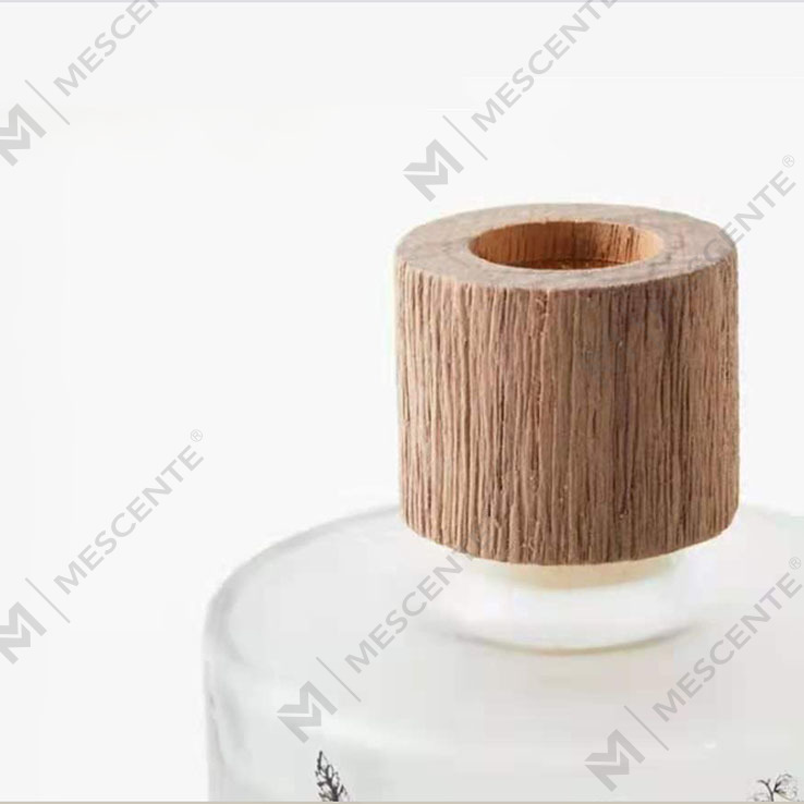 M&Scent nagykereskedelmi luxus egyedi dekoratív borostyán üveg No Fire egyedi átlátszó virág aroma nád diffúzor
