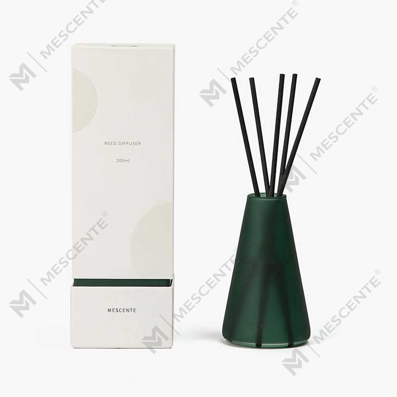 Nagykereskedelmi OEM 200 ml-es luxus dobozos csomagolás Rattan Sticks Otthoni Illat Aroma Reed Diffúzor Ajándékkészlet