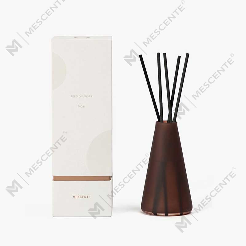 Nagykereskedelmi OEM 200 ml-es luxus dobozos csomagolás Rattan Sticks Otthoni Illat Aroma Reed Diffúzor Ajándékkészlet