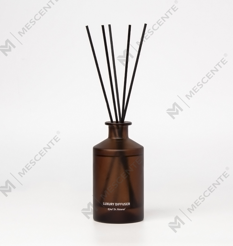 M&Scent egyedi luxus mattüveg palack otthoni illóolajos náddiffúzor