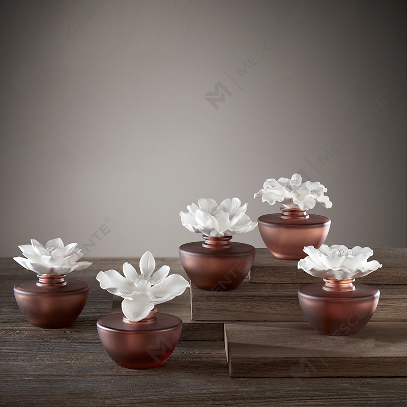 White Flower Mini Parfüm Aroma Reed Diffuser Olaj, illat Thailand Reed Diffusers Ajándékkészlet