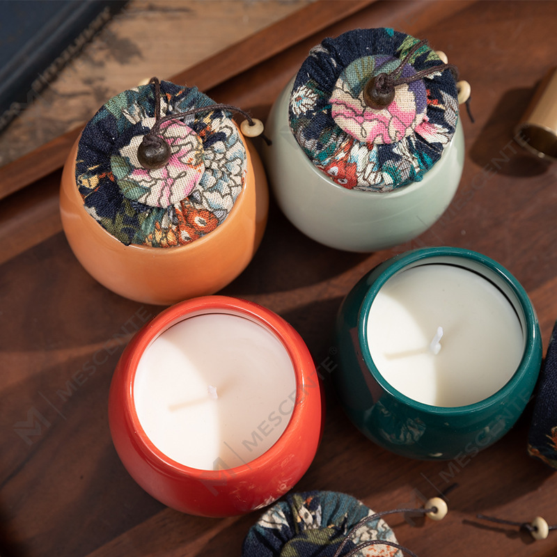 M&Scent Luxury Decoration Tömeges kerámiaoszlopos aromaterápiás paraffingyertya rendelés
