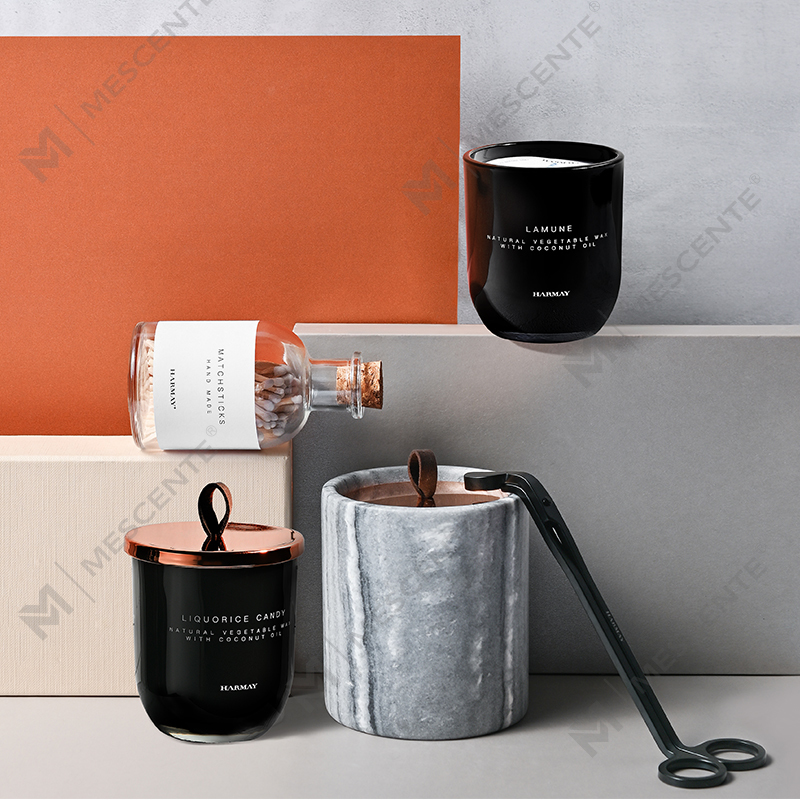 M&Scent nagykereskedelmi luxus egyedi dekoráció saját márkás fekete üvegkristály illatú szójaviasz gyertyák