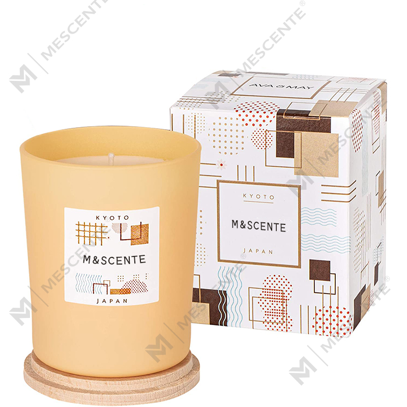 M&Scent egyedi saját márkás gyártmányú, színes illatosított szójaviasz sikkes gyertyák