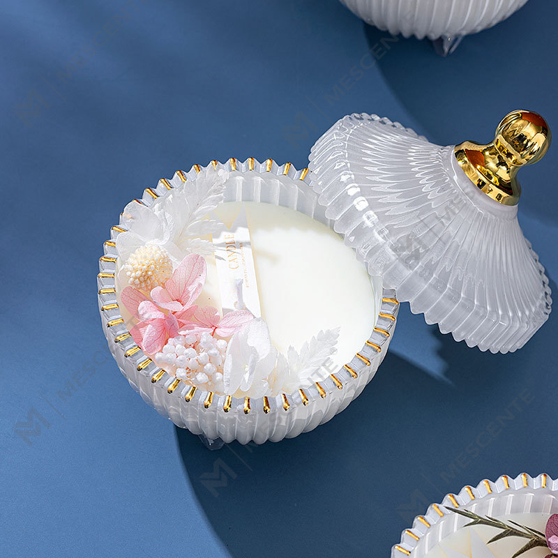 M&Scent nagykereskedés olcsó, egyedi luxus saját címkés oszlopos illatos szójaviasz fa kanóc aromagyertya