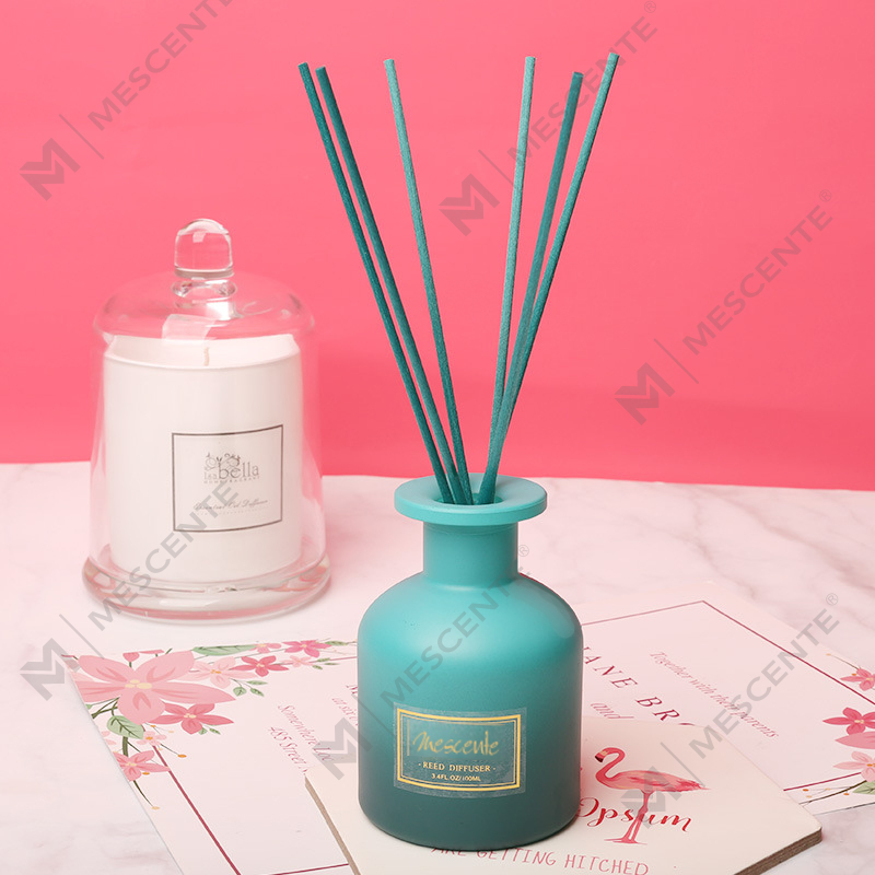 M&Scent saját márkás kerek flakonos otthoni illatos náddiffúzor