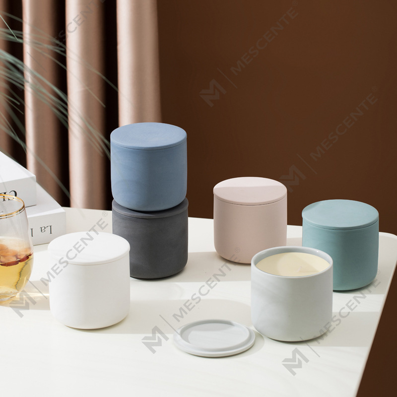 M&Scent nagykereskedés egyedi modern nagy 3 kanócos ezüst fehér fagyos karácsonyi gyertyatartó bambusz fedéllel