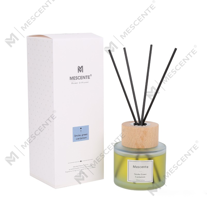 M&Scent nagykereskedelmi luxus saját márkás üvegpalackos náddiffúzor dugóval