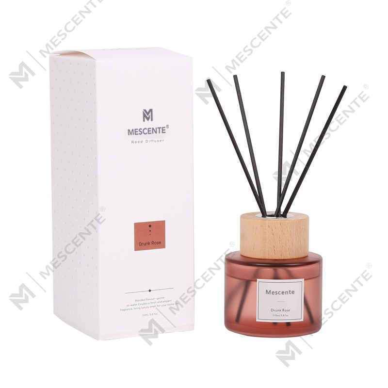 M&Scent nagykereskedelmi luxus saját márkás üvegpalackos náddiffúzor dugóval