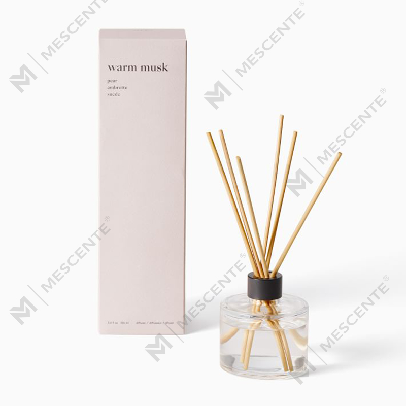 M&Scent egyedi luxus saját márkás virágos náddiffúzor dobozzal